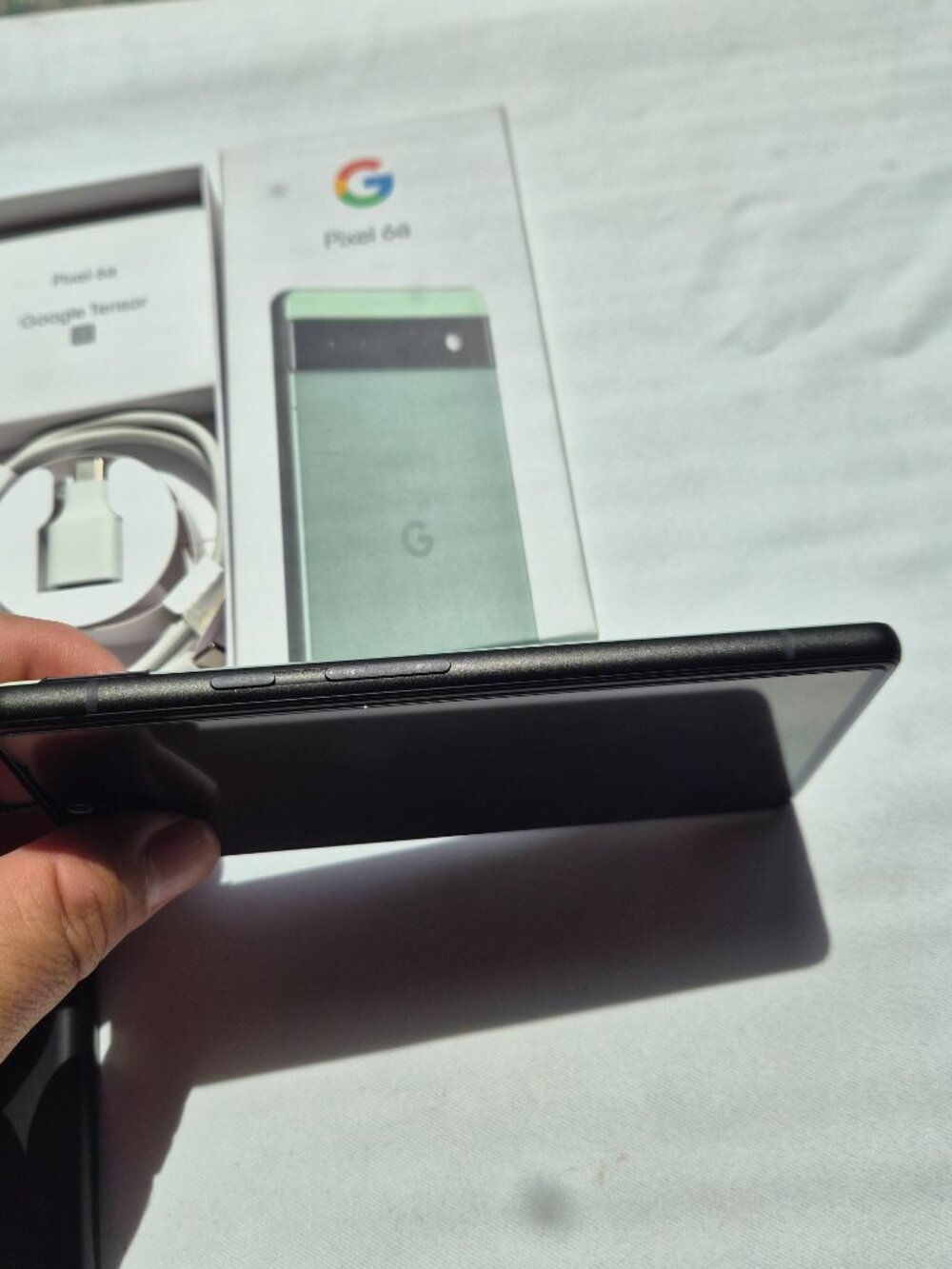 Lightly Used Google Pixel 6a 128GB Sage (Green) Factory Unlocked - Picture 8 of 10